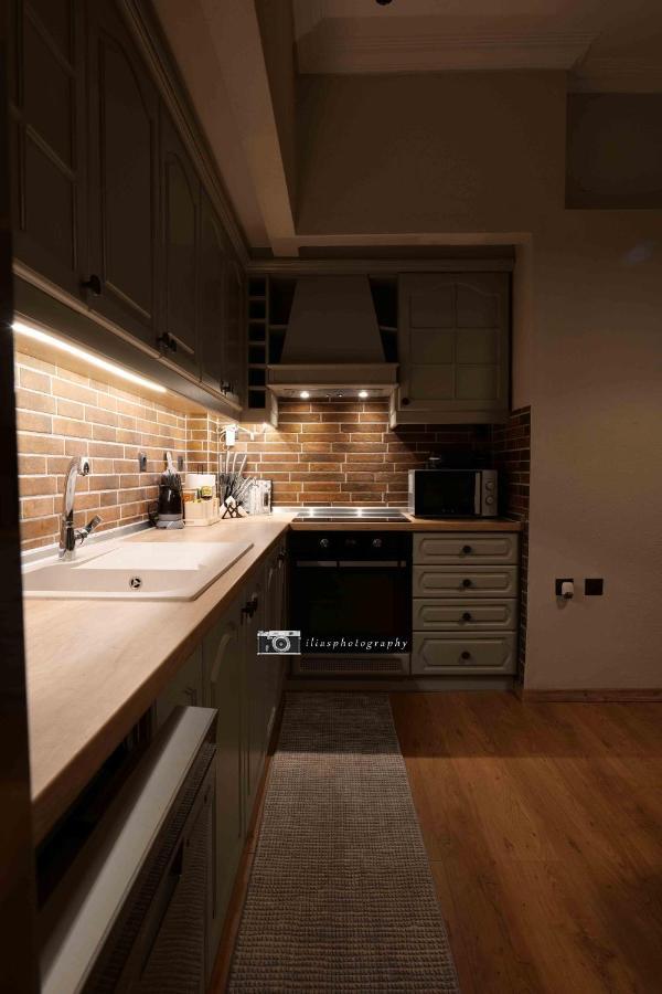 Living Life Apartment コモティニ エクステリア 写真