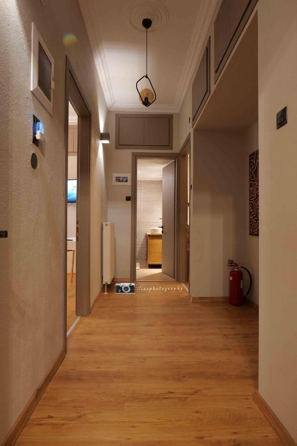 Living Life Apartment コモティニ エクステリア 写真